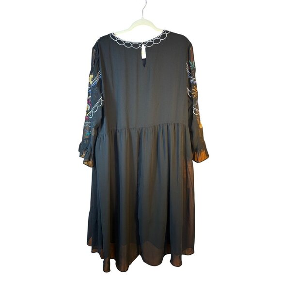 Savanna Jane Black Embroidered Floral Boho Dress 3/4 Sleeve & Ruffle Hem Size 1X - Picture 3 of 9
